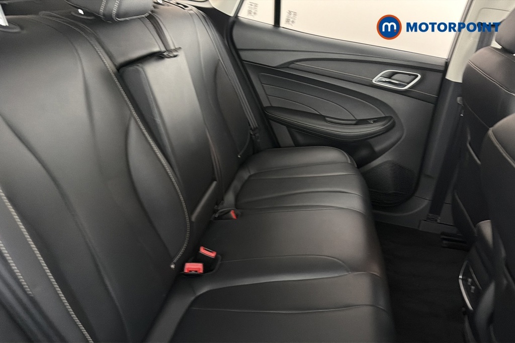 MG MG5 61.1Kwh Exclusive Silver #26