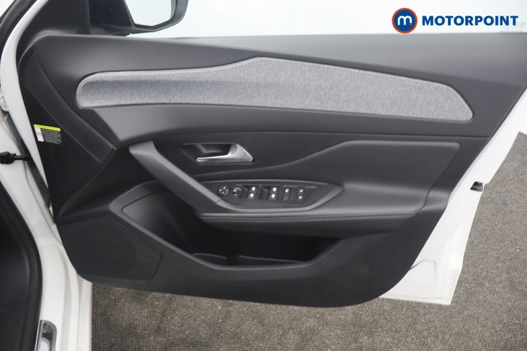 Peugeot 308 Puretech Ss Active Premium Black #21