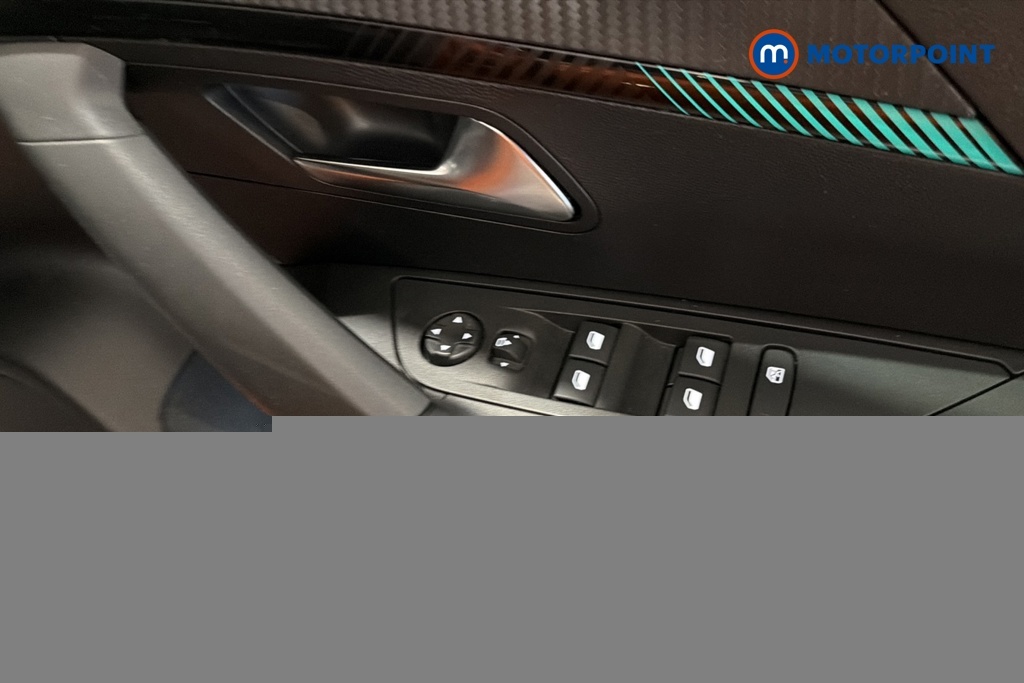 Peugeot 2008 Active Blue #21
