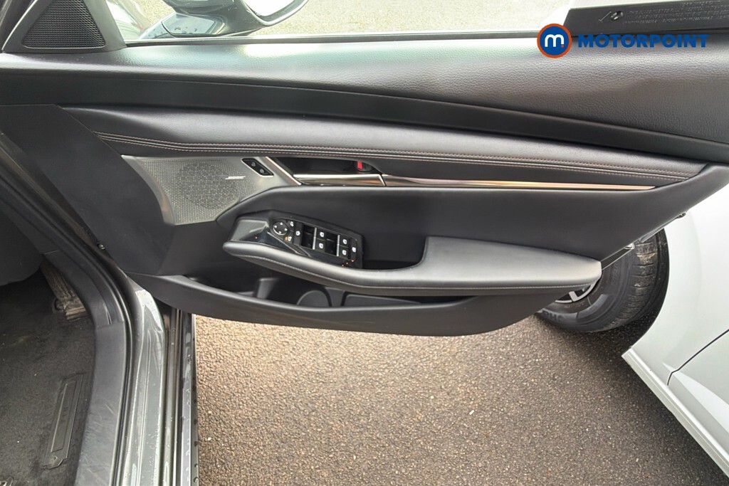 Mazda 3 2.0 E-skyactiv G Mhev Exclusive-line Red #9