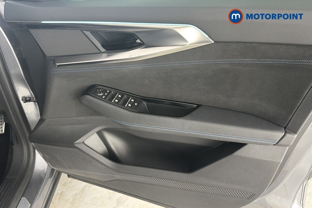 Renault Austral E-tech Fhev Iconic Esprit Alpine 4C Black #23