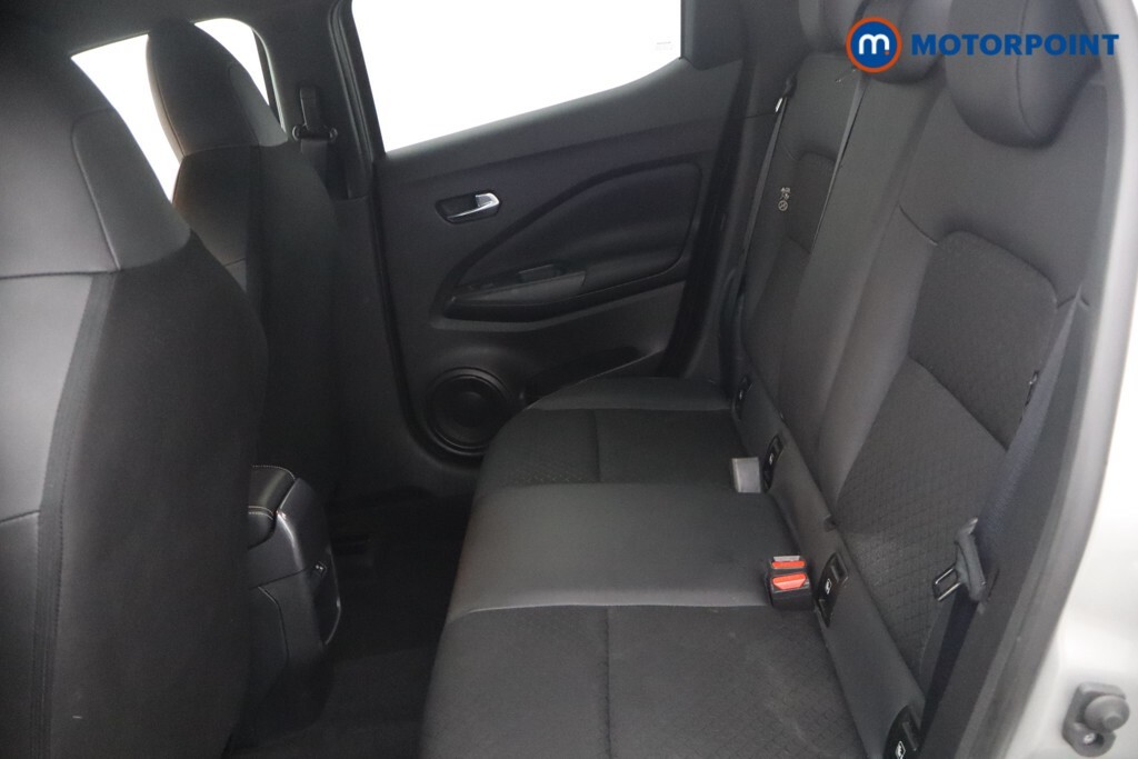 Nissan Juke Hatchback Black #19