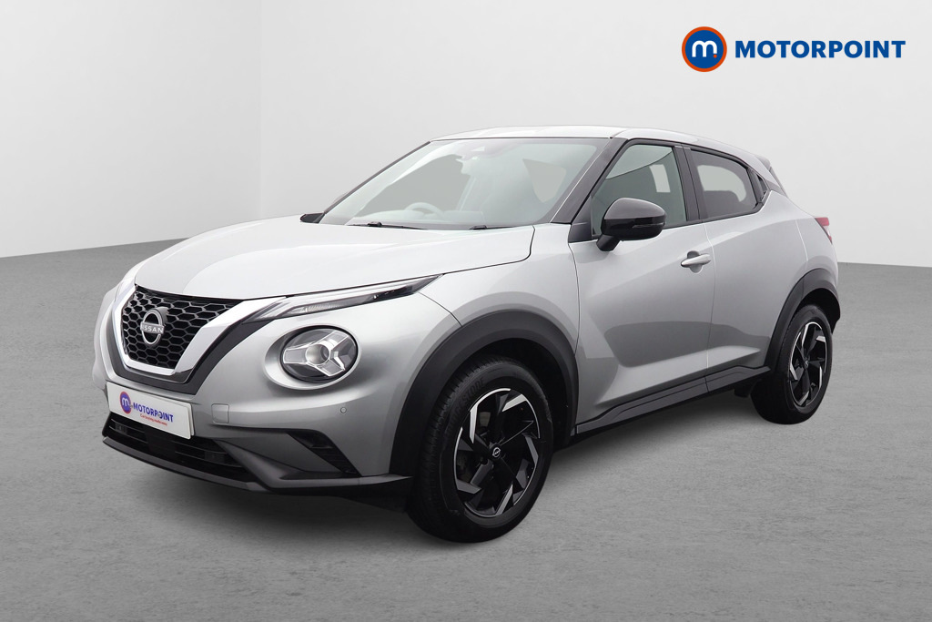 Nissan Juke Hatchback Black #3
