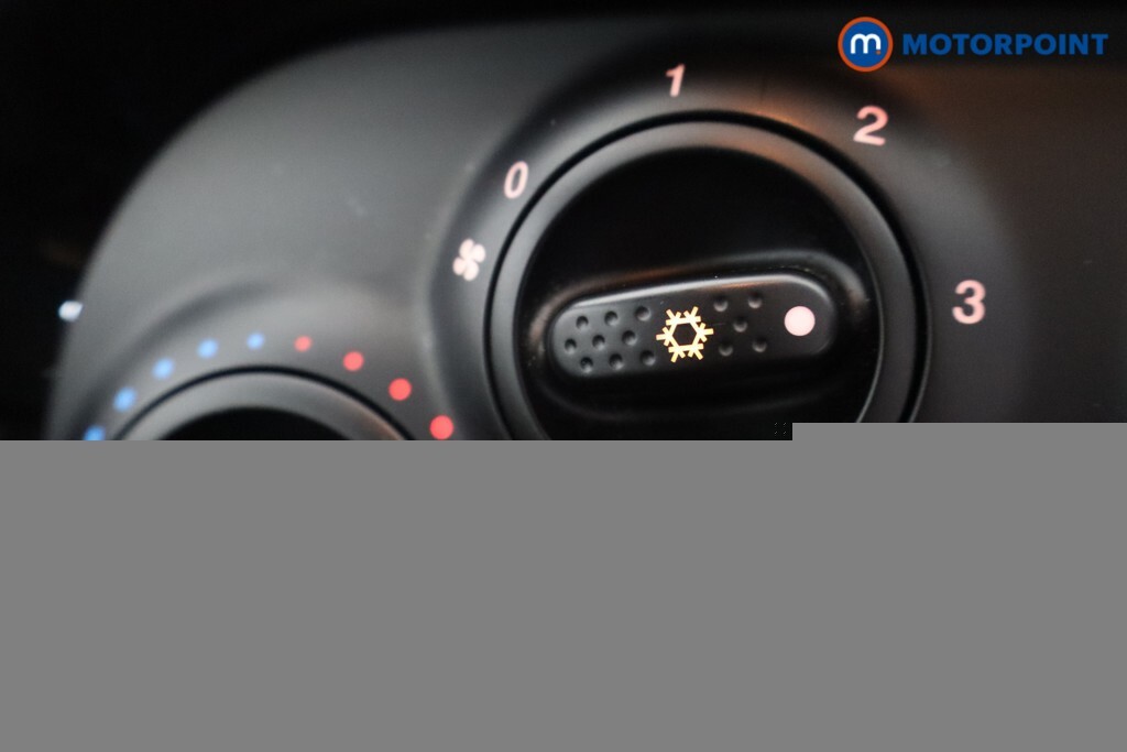 Fiat 500 Hatchback Red #26