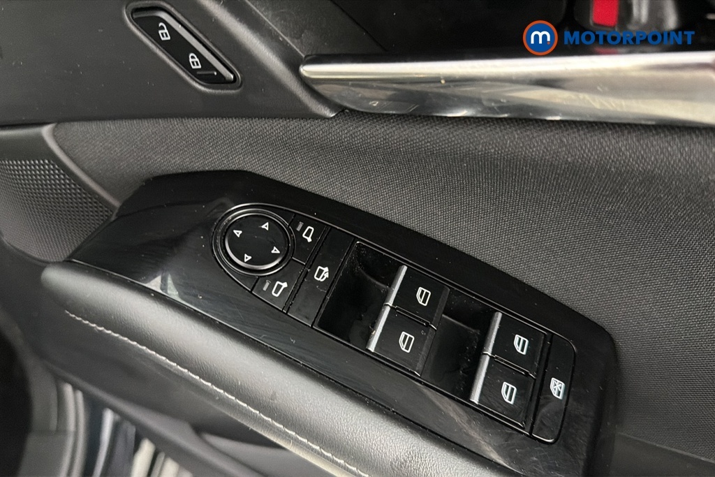 Mazda CX-30 2.0 E-skyactiv G Mhev Centre-line White #22