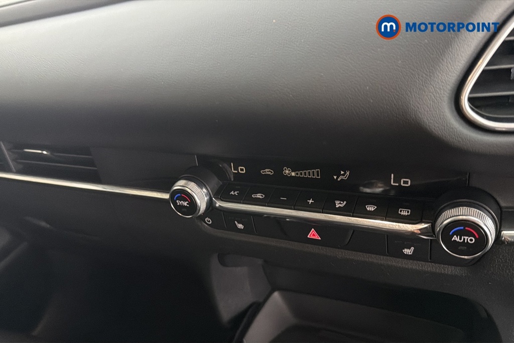 Mazda CX-30 2.0 E-skyactiv G Mhev Centre-line White #16