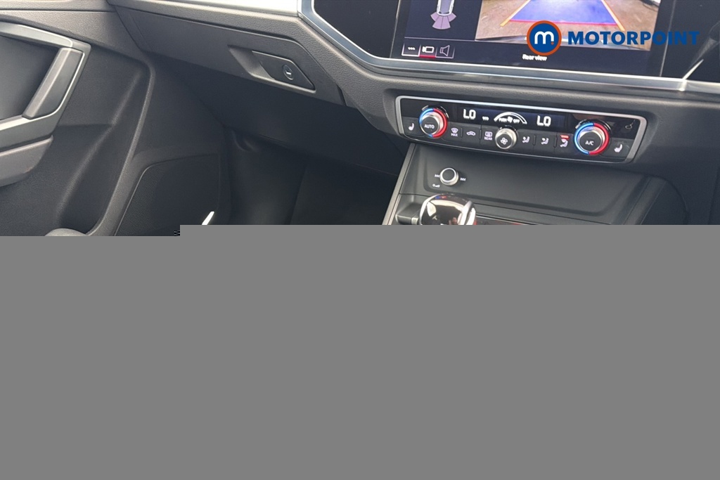 Audi Q3 1.5L Black Edition Black #19
