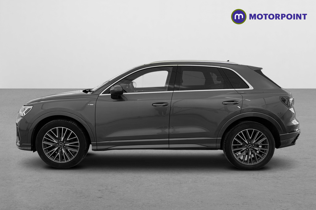 Audi Q3 1.5L Black Edition Black #8