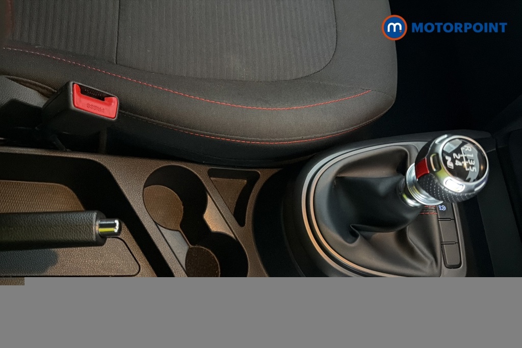 Hyundai I10 Hatchback Green #14