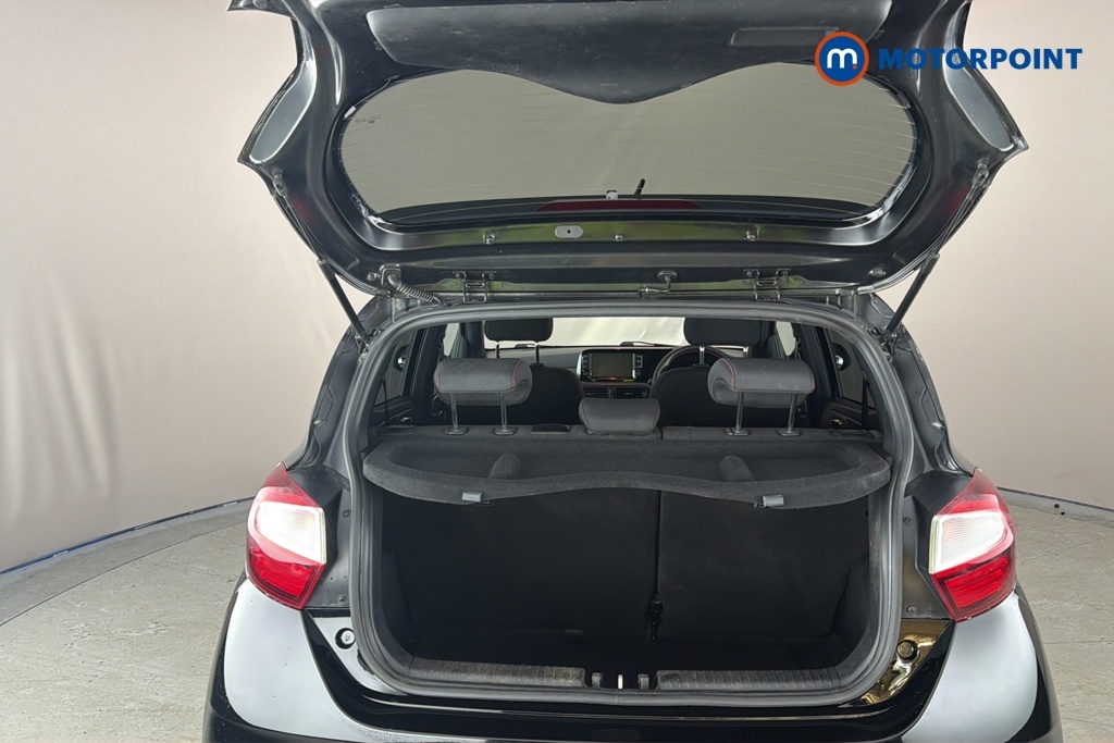 Hyundai I10 Hatchback Green #23