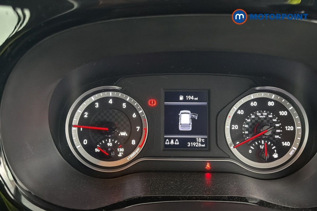 Hyundai I10 Hatchback Green #12