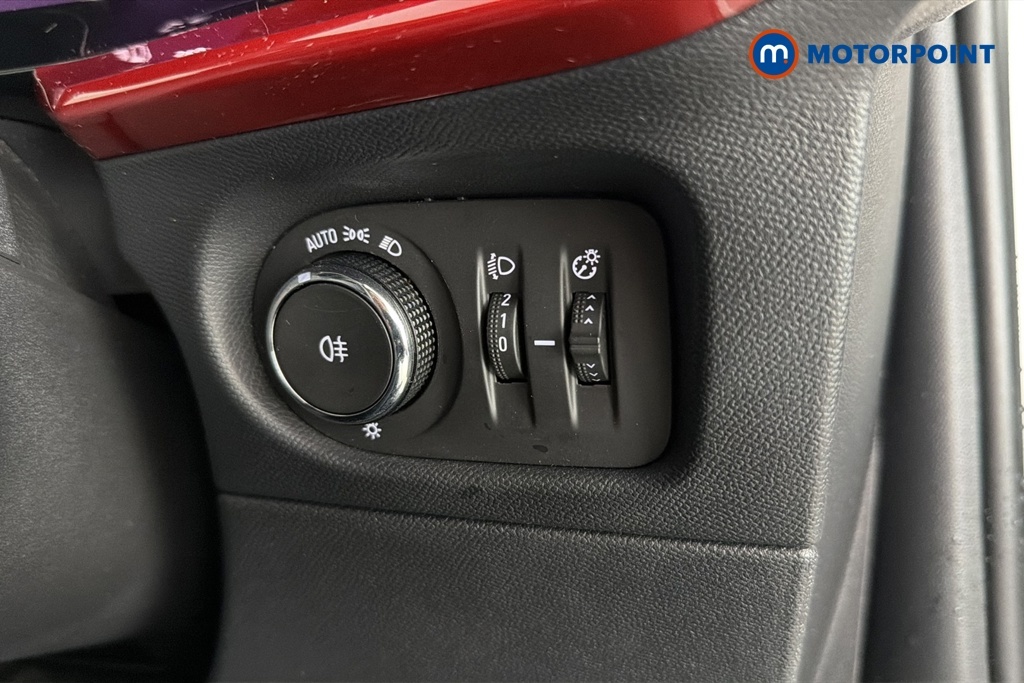 Vauxhall Mokka Design Red #17