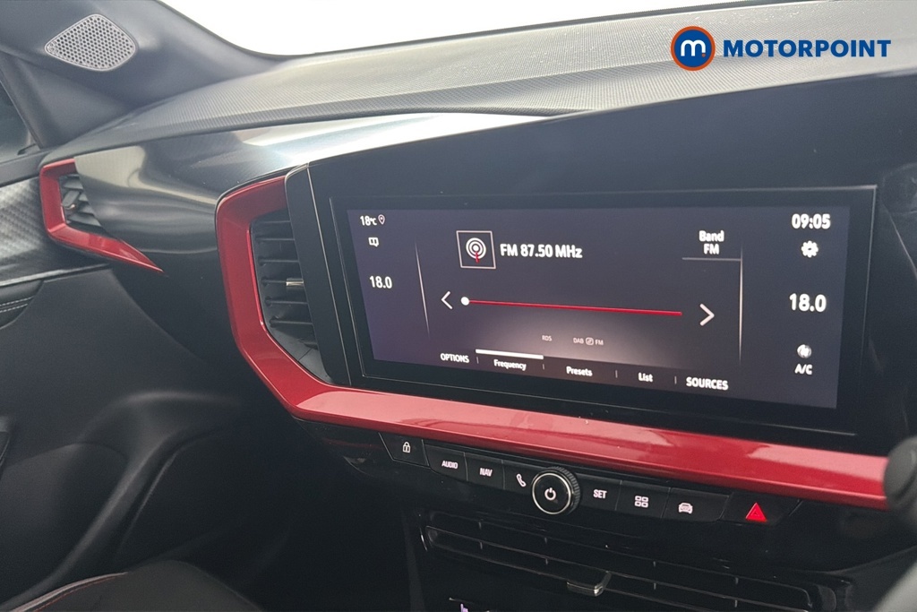 Vauxhall Mokka Design Red #16