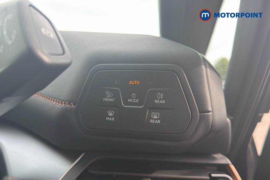 Cupra Born 150Kw V3 58Kwh YL24FFE White #21