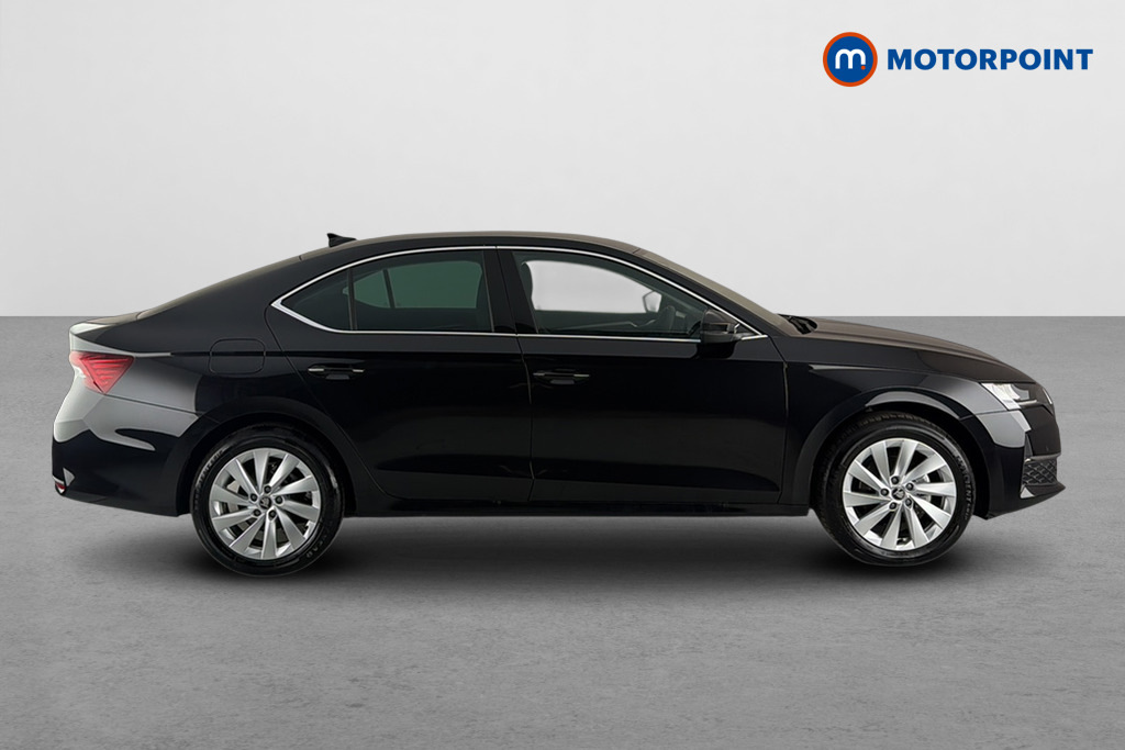 Skoda Octavia 2.0 Tdi 150 Se L Dsg Black #4