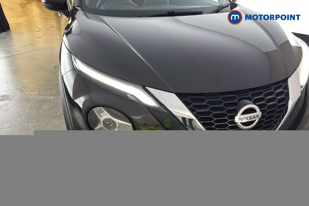 Nissan Juke Acenta Black #37