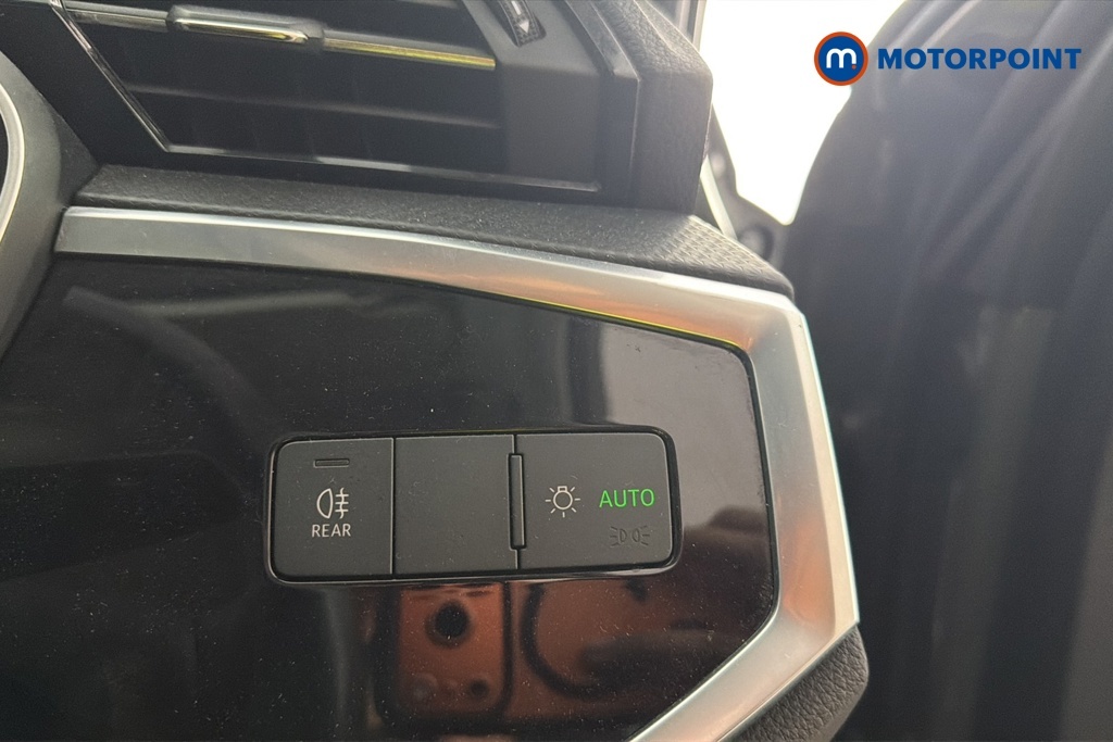 Audi Q3 45 Tfsi E Technik S Tronic 2022 White #18