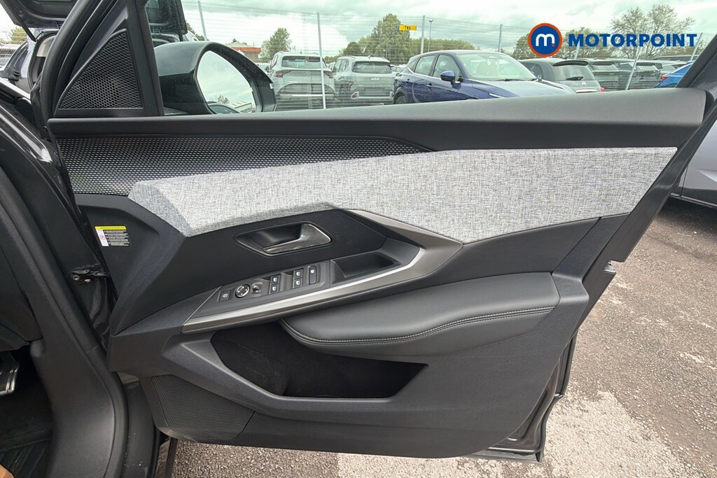 Peugeot 5008 1.2 Hybrid 136 Allure E-dsc6 Grey #12
