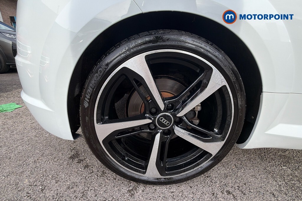 Audi TT Audi Coupe 1.8T Fsi S Line Black #32