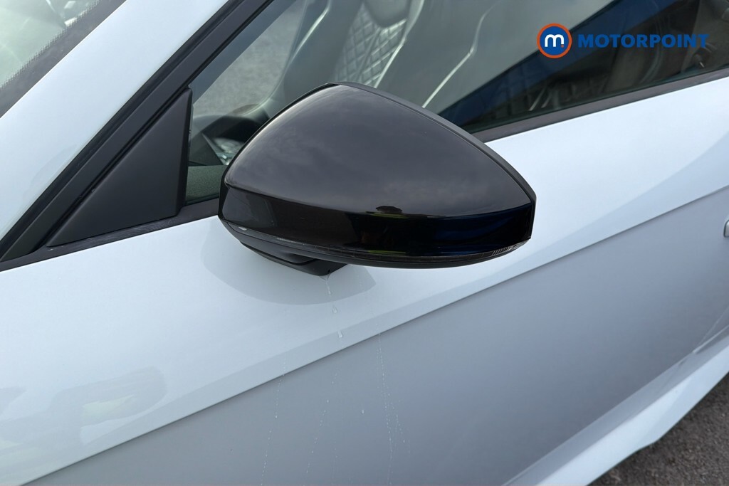 Audi TT Audi Coupe 1.8T Fsi S Line Black #26