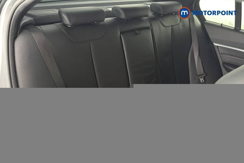 BMW 3 Series Saloon White #24