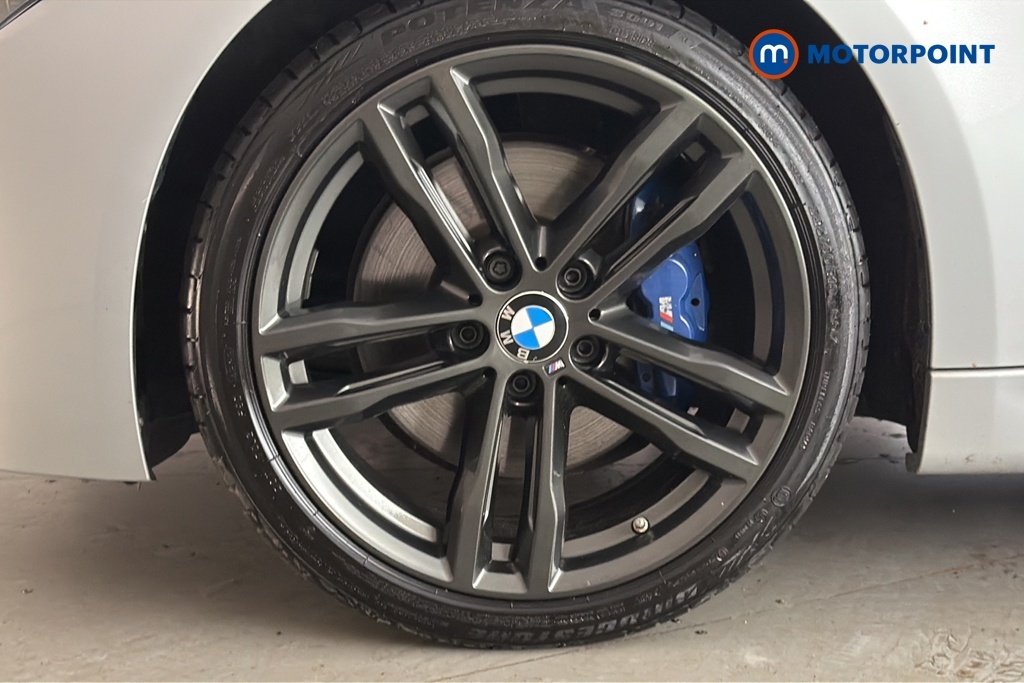 BMW 3 Series Saloon White #35