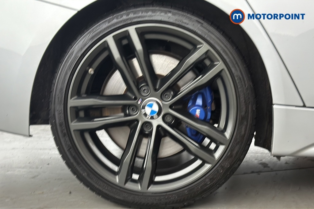 BMW 3 Series Saloon White #36