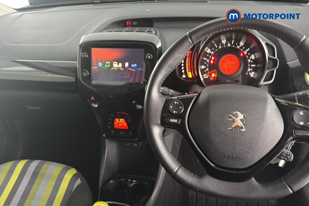 Peugeot 108 108 Active Red #9