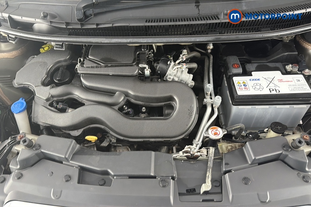 Peugeot 108 108 Active Red #33