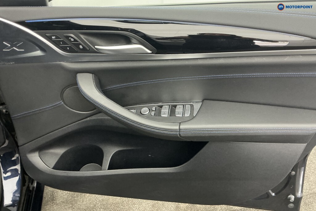 BMW iX3 Ix3 M Sport Pro Black #31
