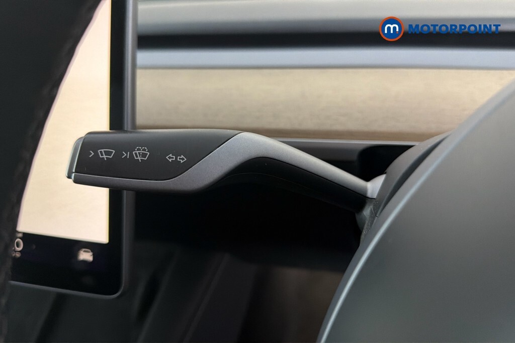 Tesla Model Y Long Range Awd Black #6