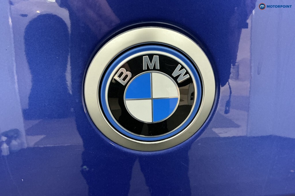 BMW iX2 66.5Kwh M Sport Red #37