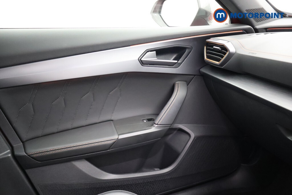 Cupra Formentor V2 Ehybrid Afv 204 6-Speed Black #20