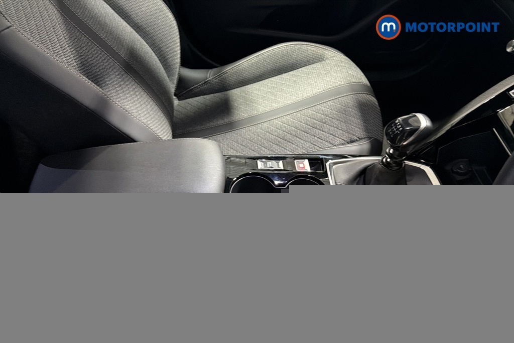 Peugeot 2008 Allure Grey #16