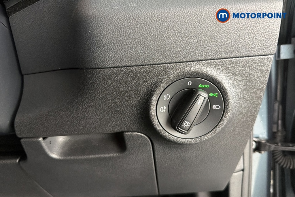 Skoda Karoq 1.5 Tsi Se Technology Blue #17