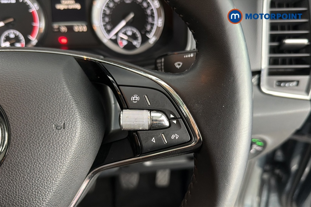Skoda Karoq 1.5 Tsi Se Technology Blue #11