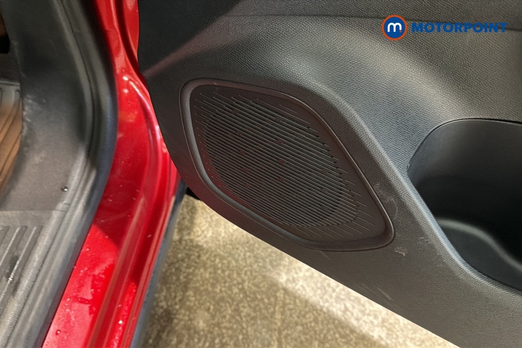 Citroen e-C4 50Kwh Shine Plus Fastback 7.4Kw Charger #22