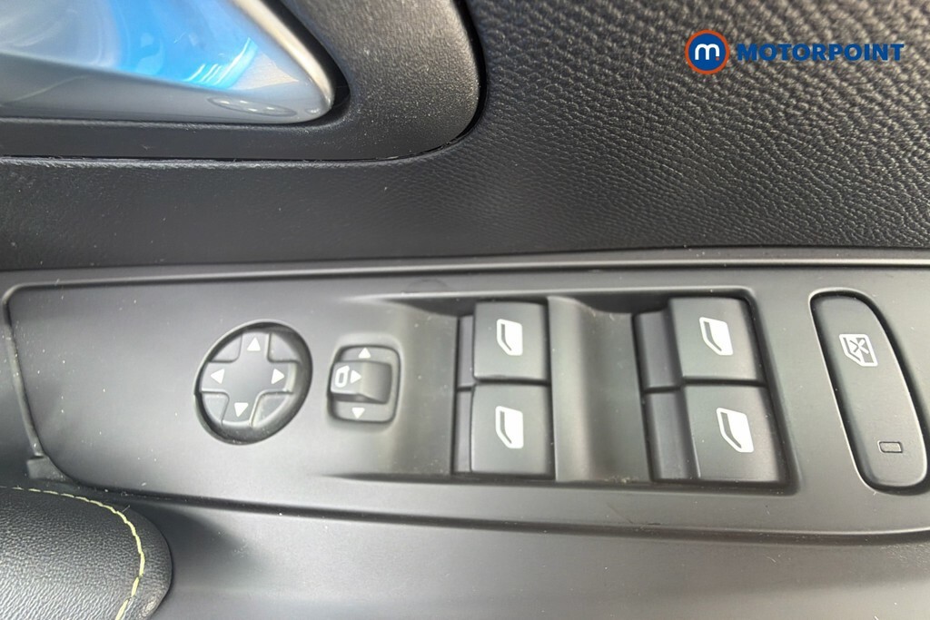 Peugeot e-208 100Kw E-style 50Kwh Black #26