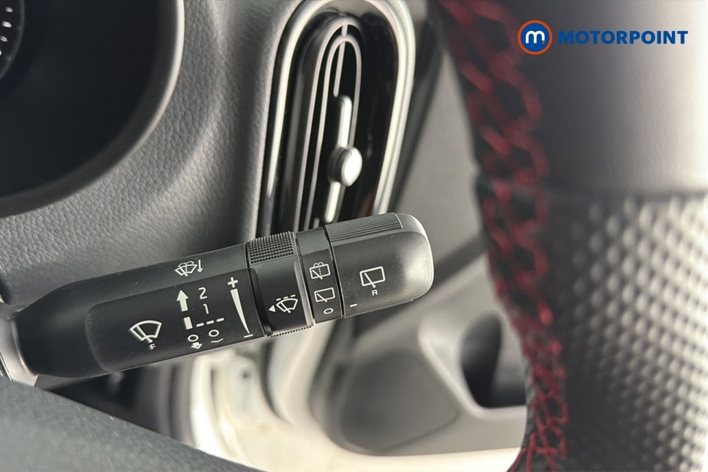 Kia Picanto Gt-line S Green #10