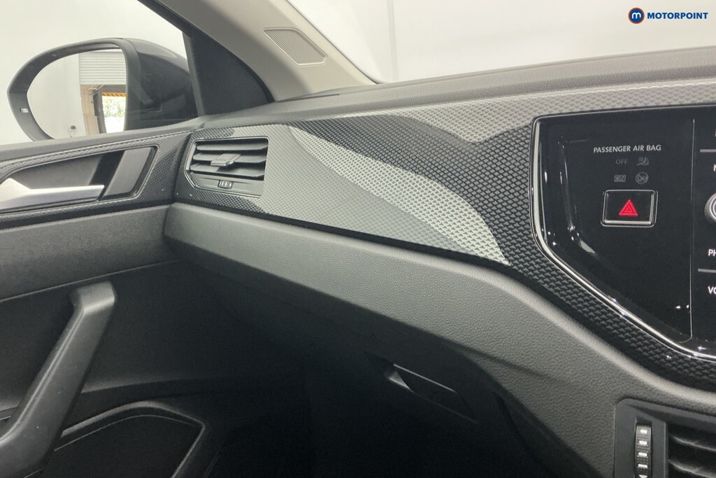 Volkswagen Taigo Match Grey #24