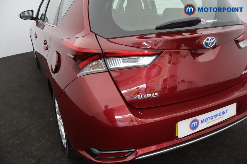 Toyota Auris 1.2T Excel Hatchback Red #36