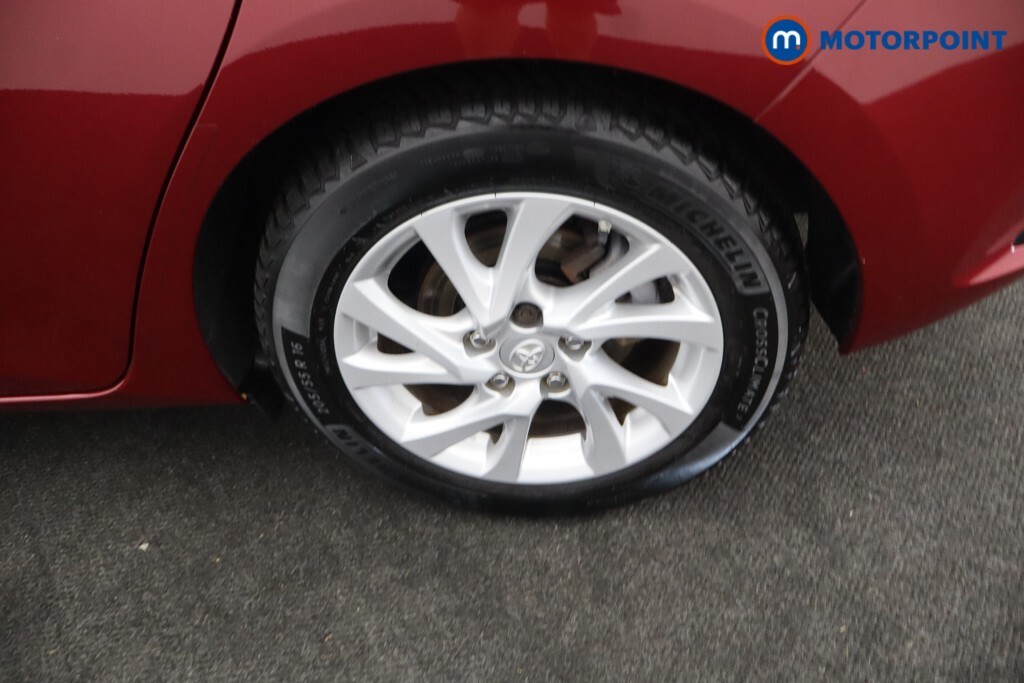 Toyota Auris 1.2T Excel Hatchback Red #38