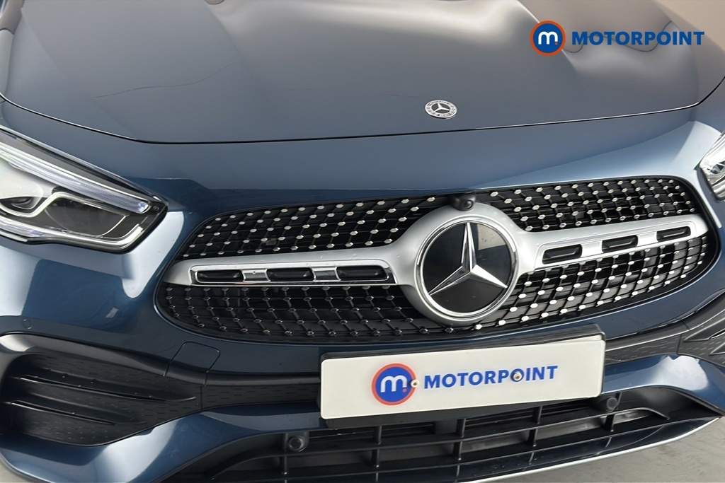 Mercedes-Benz GLA Class 200D Amg Line Premium Plus 2023 White #37