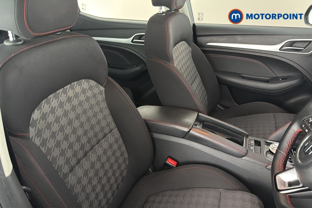 MG ZS 1.0T Gdi Exclusive Dct Black #26