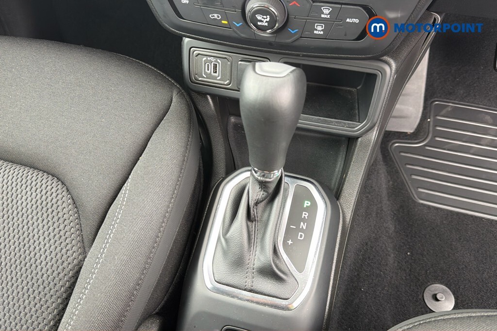 Jeep Renegade 1.5 E-hybrid Altitude Dct White #24