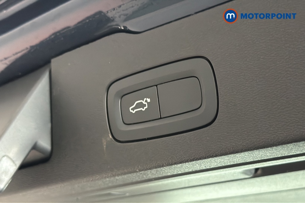 Volvo V60 R-design, B3 Mild Hybrid Black #26