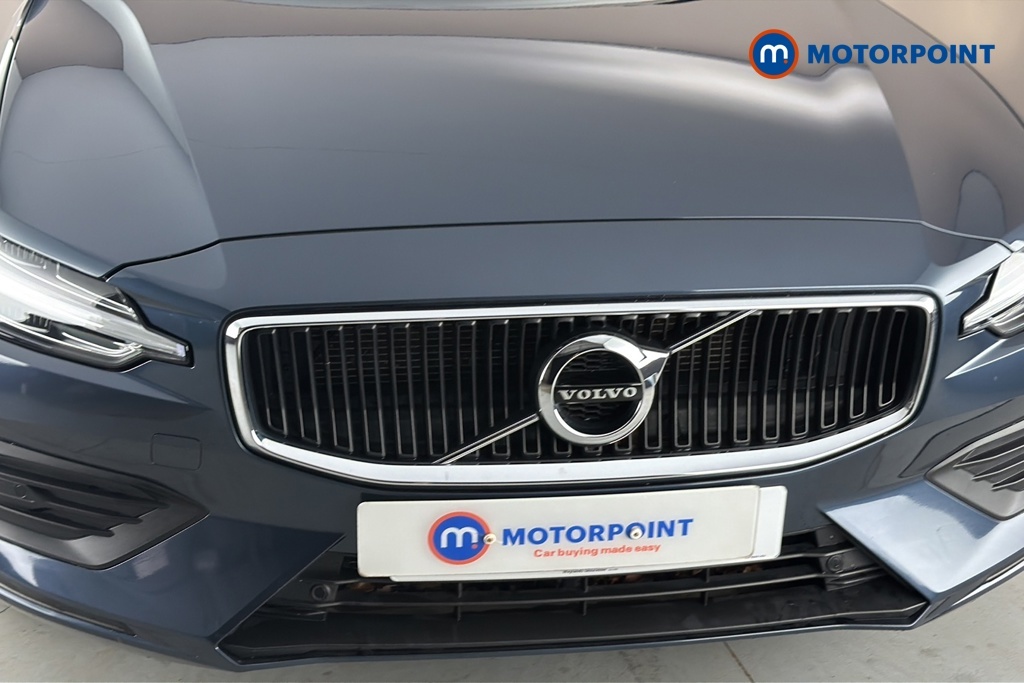 Volvo V60 R-design, B3 Mild Hybrid Black #33