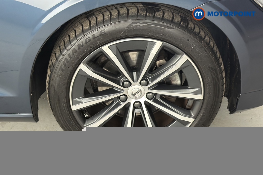 Volvo V60 R-design, B3 Mild Hybrid Black #36