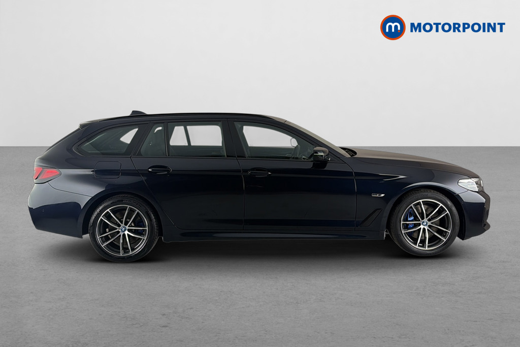 BMW 5 Series 530E M Sport Black #4