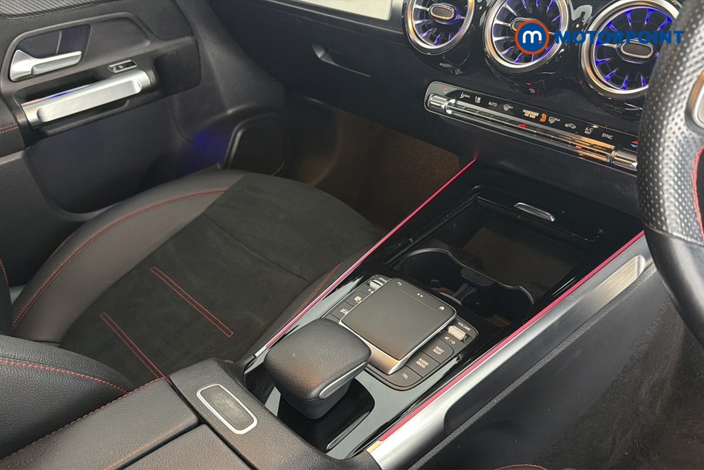 Mercedes-Benz GLB Class Glb 200 Amg Line Executive 7G-tronic Silver #20